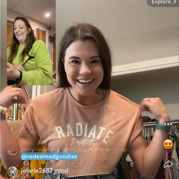 Like this to know when I go live!!!! 🫶🏼 - Picture 7 of 11